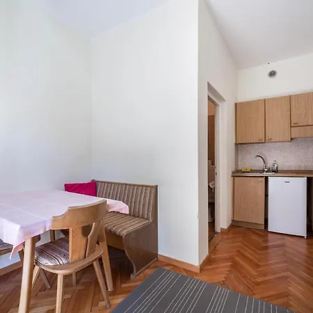 Apartmán Hubertus 5 *