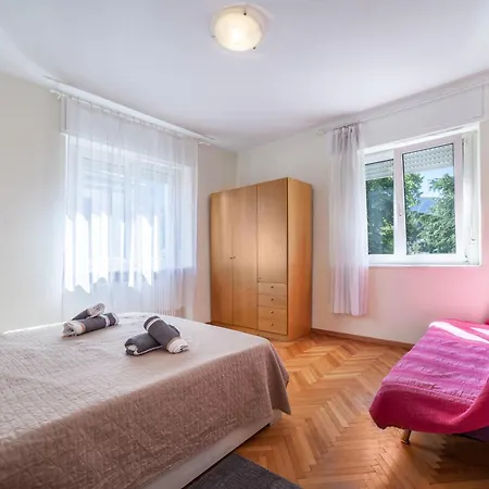 Hubertus 5 Apartment *