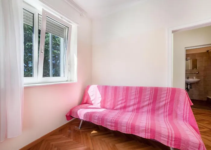 Hubertus 5 Apartment Merano